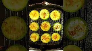 Кабачки-гриль. Прекрасная закуска к мясу или шашлыку  Grilled zucchini for meat or barbecue
