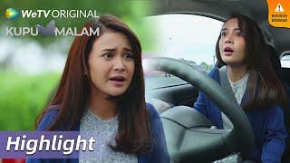 Highlight EP01 Oh tidak Laura menabrak mobil orang  WeTV Original Kupu Malam