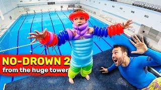 NON-DROWNING SUIT #2  Will it help to OVERCOME FEAR  Experiment with 100 baloons in swimming pool