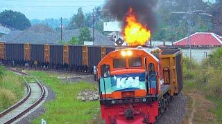 The Train Let Out a Big Fire Sumatra.