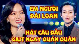 QUỲ LẠY Trước Cô Gái Người Đài Loan Vừa HÁT CÂU ĐẦU Liền GIỰT NGAY QUÁN QUÂN  Song Ca Giấu Mặt