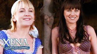 Xena y Gabrielle fingen pelear por el bien de Ares  Xena La Princesa Guerrera