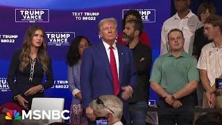 Trumps bizarre music session at town hall reignites questions about mental acuity