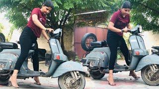 Bajaj Chetak scooter  exhausted sound like motorcycle  cranked scooter  kickstart scooter