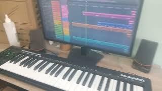 my midi keyboard is sale very low price my contact numper in description