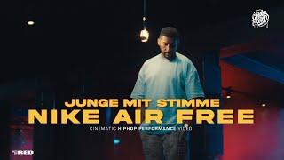 Junge mit Stimme - Nike Air Free  GOLD & BETON