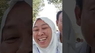 hari yang mulya wukuf di arafah di bawah pohon