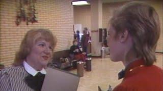 Ann Rule LIVE at the Diane Downs Trial │ RARE INTERVIEW FOOTAGE  5-11-84