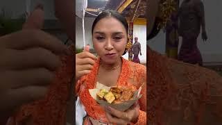 Gek Cantik - Resepsi tp seperti pasar malam