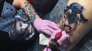 ТАТУ ПОРТРЕТ ЛУЧШЕГО ДРУГА В NEW SCHOOL TATTOO