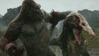 Kong vs Skull Crawler  Kong Skull Island 2017  Warner Bros.