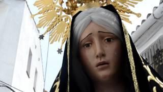 UNA VIRGEN QUE SE MUEVE Y BENDICE SALE EN PROCESIÓN EL VIERNES SANTO EN JUBRIQUE