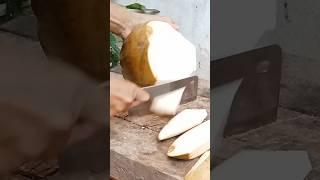 the easy to peel young coconut verry Sharp Sliced Coconut Peeling Styles #cuttingskils#youngcoconut