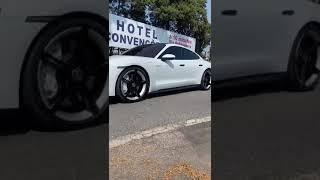 Porsche taycan no lautch muito legal o som que faz