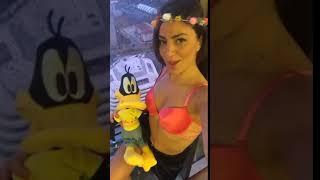 serpil cansız seksi pembe sütyeni ve sarı külodu ile 12