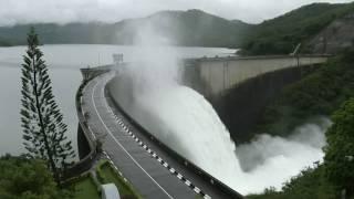 Victoria Dam Spill Sri lanka