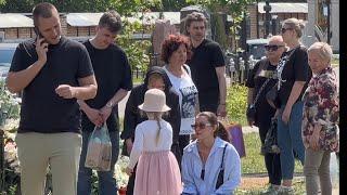 Муж и дети Анастасии Заворотнюк собрались на могиле актрисы  2 июня 2024 г. Троекуровское кладбище
