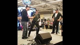 Tom Welling Clapping Michael Rosenbaum Singing And John Glover Dancing