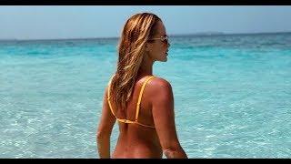BGT babe Amanda Holden bares peachy bum in barely-there bikini on steamy getaway  - News