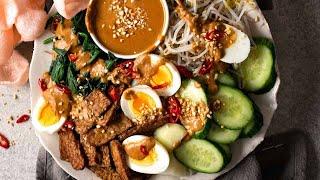 Gado Gado Indonesian Salad with Peanut Sauce