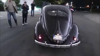 VW Brezelkäfer Baujahr 1953 - Nachtfahrt