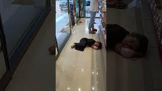 Ya Allah anak siapa ini ada aja kelakuan si adek #funny #lucu #shorts #shortvideo