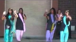 Chandigarh Diya Kudiya -- Punjabi 2011.FLV