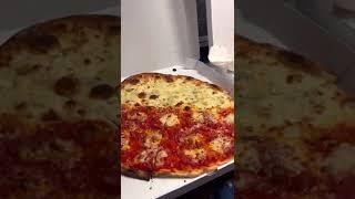 Best pizza in Ostia #pizza #italianpizza #ایتالیا #زندگی_در_ایتالیا