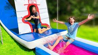 Wir rutschen durch UNMÖGLICHE SLIME FORMEN mit Airtrack SCHLEIM POOL