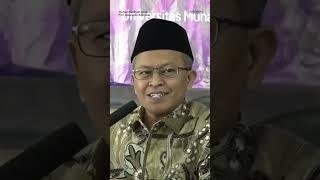 TERNYATA MUHAMMADIYAH PELOPORI LARUNG SESAJI DI LAMONGAN DENGAN PAKAN IKAN