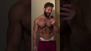 This guy is looking for a chat gay connect cam