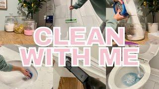 POWER HOUR CLEAN WITH ME - Cleaning as much as I can in one hour ⏰