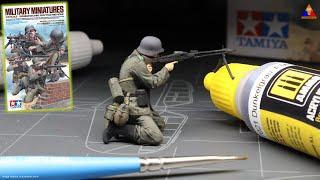 The BEST Plastic Figure Ive Ever Seen?  NEW Tamiya 135 MG42 Gunner Painting Tutorial