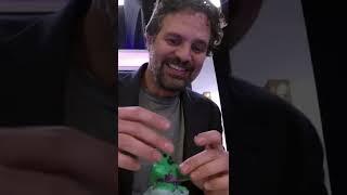 AVENGERS Play Funny Cupcake Competition