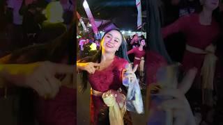 menyala kebaya merah #ayodance #remix #dance #dancechallenge #dj