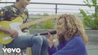 Izzy Bizu - Skinny Rooftop Sessions