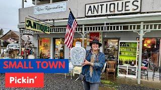 SMALL TOWN BIG DEALS Thrift With Me  Vintage Shopping For Resale  Is Small Town Pickin Better?