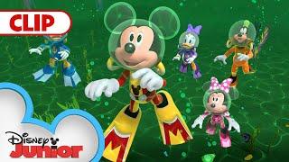 Crystal Clear Waters    Mickey Mouse Funhouse  @disneyjunior