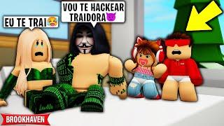 ESPIONAMOS um CASAL de TRAIDORES HACKERS sendo BEBÊS e ISSO ACONTECEU... BROOKHAVEN RP Roblox