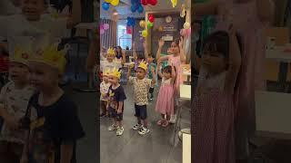 Kids Chicken Dance at Jollibee