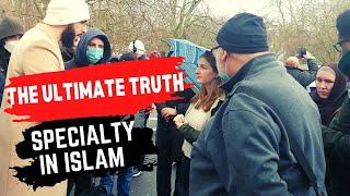 Trying To Convince Me About God Denying Science @AliDawah  Vs Atheist Girl  Speakers corner