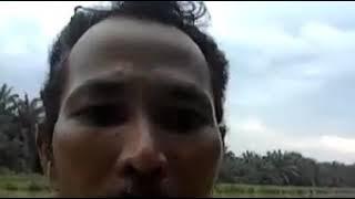 Lelaki rakam video banjir loghat Bota mencuit hati