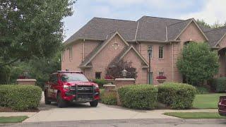 2 found dead in pool in Pine Township