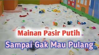 Mainan Pasir di Playground FruitCity Mall Malang