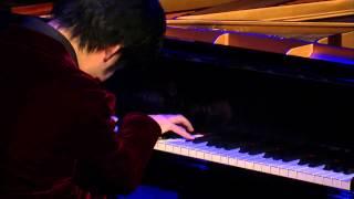 Nobuyuki Tsujii Elegy for the victims of the earthquake and tsunami