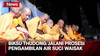 Biksu Thudong Ikuti Prosesi Pengambilan Air Suci Waisak di Umbul Jumprit Temanggung