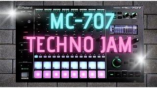 Roland GROOVEBOX MC-707  TECHNO JAM 136 BPM