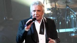 Instrumentale Sardou Un accident  live 2011 .wmv