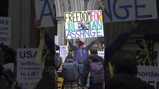 Julian Assange Supporters Rally as Extradition Case Back in UK Court