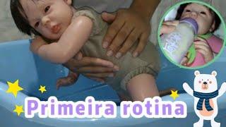 PRIMEIRA ROTINA DA BEBÊ REBORN FLOR  Baby reborn Flowers first routine.
